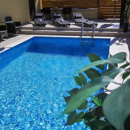 Appartamento Poolside Julia